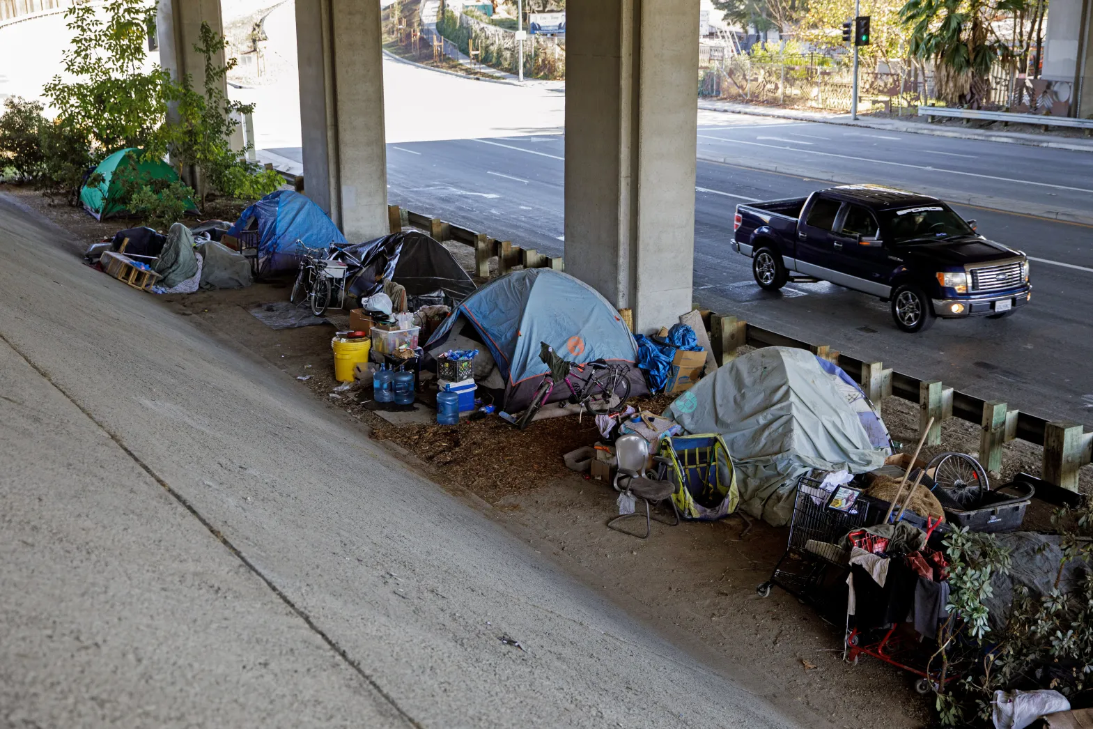 California homelessness encampment